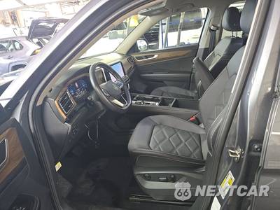 2025 Volkswagen Atlas 2.0T SE w/Technology - zdjęcie 7 z 21 - miniatura