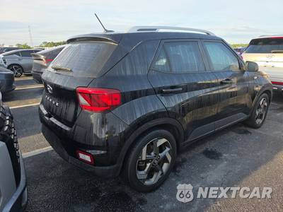 2023 Hyundai Venue SEL - zdjęcie 4 z 20 - miniatura