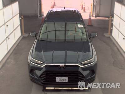 2025 Toyota Grand Highlander XLE - zdjęcie 2 z 30 - miniatura