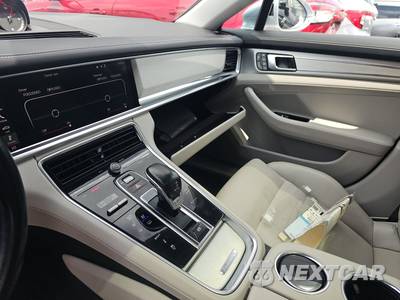 2018 Porsche Panamera 4S - zdjęcie 11 z 20 - miniatura