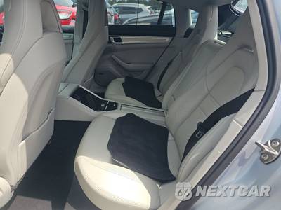 2018 Porsche Panamera 4S - zdjęcie 13 z 20 - miniatura
