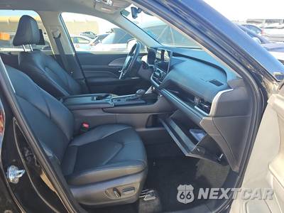2025 Toyota Grand Highlander XLE - zdjęcie 8 z 32 - miniatura