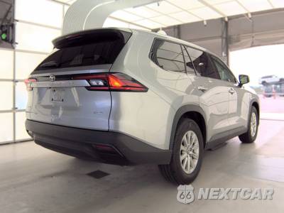 2025 Toyota Grand Highlander XLE - zdjęcie 4 z 38 - miniatura