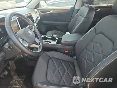 2025 Volkswagen Atlas 2.0T SE w/Technology - zdjęcie 7 z 30 - miniatura