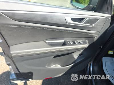 2025 Volkswagen Atlas Cross Sport 2.0T SE w/Technology - zdjęcie 9 z 31 - miniatura