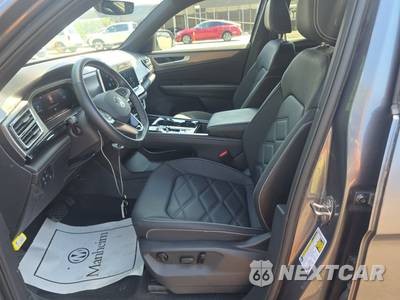 2025 Volkswagen Atlas Cross Sport 2.0T SE w/Technology - zdjęcie 7 z 31 - miniatura