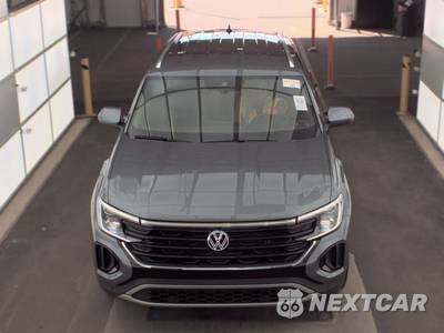 2025 Volkswagen Atlas Cross Sport 2.0T SE w/Technology - zdjęcie 2 z 31 - miniatura