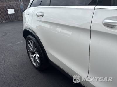 2022 Mercedes-Benz AMG GLC 43 4MATIC - zdjęcie 14 z 46 - miniatura