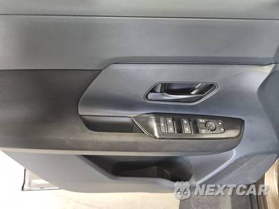 2025 Nissan Kicks S - zdjęcie 9 z 18 - miniatura