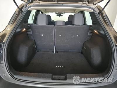 2025 Nissan Kicks S - zdjęcie 16 z 18 - miniatura