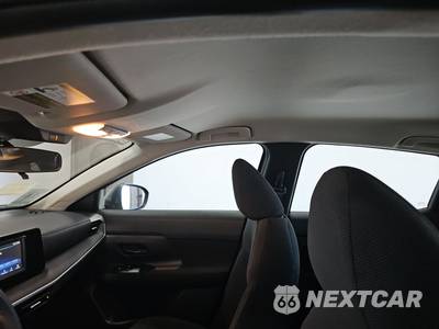 2025 Nissan Kicks S - zdjęcie 17 z 18 - miniatura