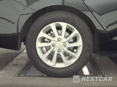 2022 Hyundai Accent SEL - zdjęcie 11 z 36 - miniatura