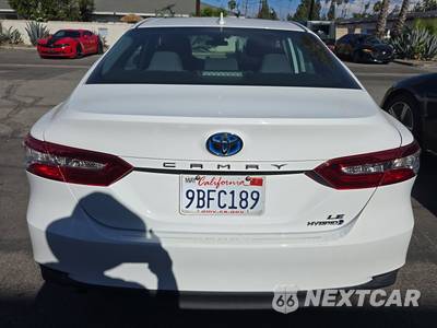 2020 Toyota Camry Hybrid LE - zdjęcie 5 z 27 - miniatura