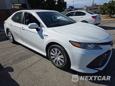2020 Toyota Camry Hybrid LE - zdjęcie 3 z 27 - miniatura