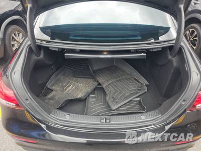 2021 Mercedes-Benz E 450 4MATIC Sedan - zdjęcie 16 z 22 - miniatura