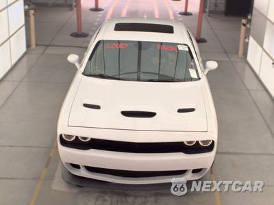 2016 Dodge Challenger SRT Hellcat - zdjęcie 3 z 43 - miniatura