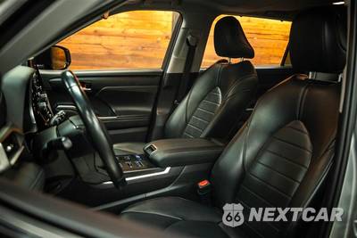 2021 Toyota Highlander XLE - zdjęcie 10 z 31 - miniatura