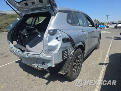 2025 Toyota Corolla Cross Hybrid S - zdjęcie 4 z 93 - miniatura