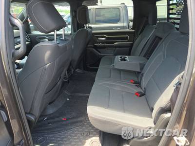 2022 Ram 1500 Big Horn Crew Cab Medium Bed - zdjęcie 13 z 33 - miniatura