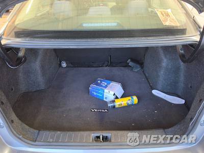 2021 Nissan Versa SV - zdjęcie 16 z 38 - miniatura