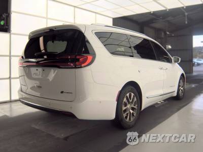 2022 Chrysler Pacifica Hybrid Pinnacle 121.6" WB - zdjęcie 4 z 29 - miniatura