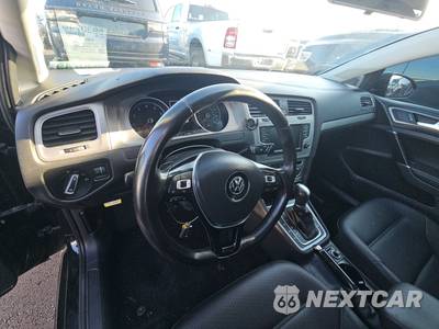 2017 Volkswagen Golf Wolfsburg Hatchback - zdjęcie 11 z 26 - miniatura