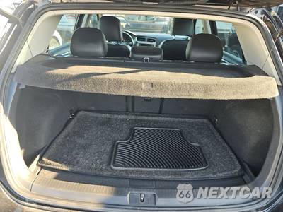 2017 Volkswagen Golf Wolfsburg Hatchback - zdjęcie 16 z 26 - miniatura