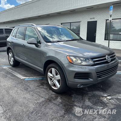 2014 Volkswagen Touareg Execline - zdjęcie 1 z 35 - miniatura