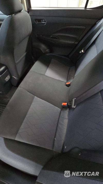 2025 Nissan Versa SV - zdjęcie 27 z 39 - miniatura
