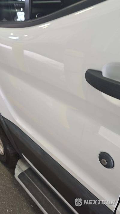 2025 Ford Transit 250 Cargo Van Low Roof 130.0" WB - zdjęcie 29 z 32 - miniatura