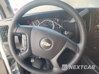 2025 Chevrolet Express 2500 Cargo Van 1WT 135.0" WB - zdjęcie 10 z 18 - miniatura