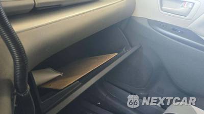 2019 Toyota Sienna L 7-Passenger 119.3" WB - zdjęcie 30 z 51 - miniatura