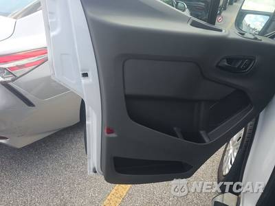 2025 Ford Transit 250 Cargo Van Low Roof 130.0" WB - zdjęcie 9 z 28 - miniatura