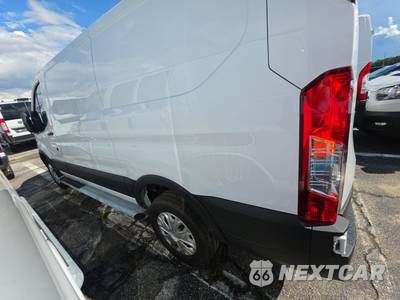 2025 Ford Transit 250 Cargo Van Low Roof 130.0" WB - zdjęcie 6 z 25 - miniatura