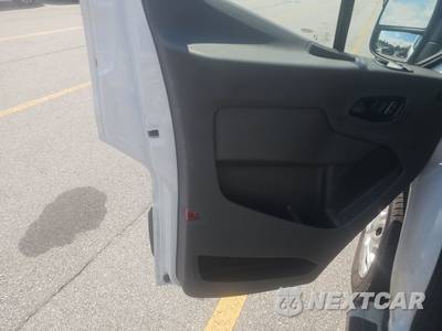 2025 Ford Transit 250 Cargo Van Low Roof 130.0" WB - zdjęcie 9 z 20 - miniatura