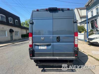 2018 Ram ProMaster 2500 Cargo Van High Roof 159.0" WB - zdjęcie 9 z 14 - miniatura