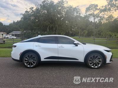 2024 Toyota Crown Limited - zdjęcie 3 z 16 - miniatura
