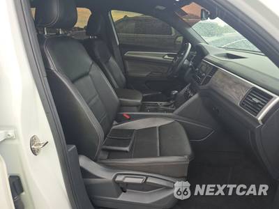 2022 Volkswagen Atlas Cross Sport 2.0T SE - zdjęcie 8 z 28 - miniatura