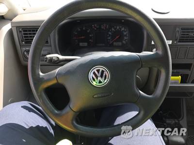 2002 Volkswagen EuroVan MV 115.0" WB - zdjęcie 10 z 44 - miniatura
