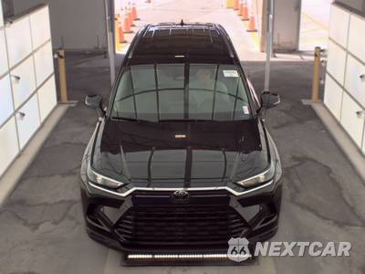 2024 Toyota Grand Highlander XLE - zdjęcie 2 z 26 - miniatura