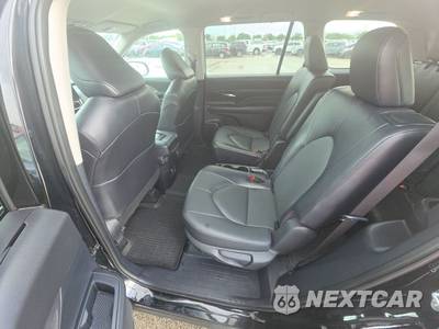 2024 Toyota Grand Highlander XLE - zdjęcie 13 z 26 - miniatura