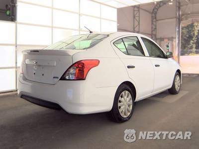 2016 Nissan Versa S Plus - zdjęcie 4 z 49 - miniatura