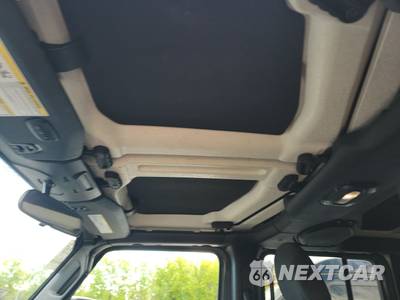 2018 Jeep Wrangler Unlimited Sahara - zdjęcie 19 z 30 - miniatura