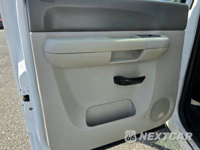 2012 Chevrolet Silverado 3500HD Cab Chassis WT Crew Cab 1WT - zdjęcie 39 z 67 - miniatura