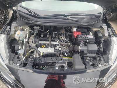 2025 Nissan Versa SV - zdjęcie 15 z 18 - miniatura