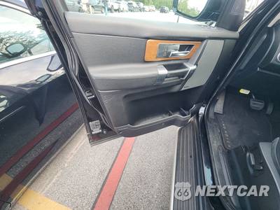 2016 Land Rover LR4 HSE - zdjęcie 9 z 31 - miniatura