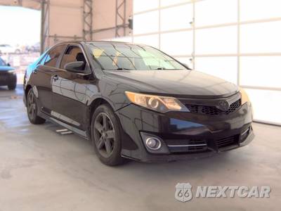 2014 Toyota Camry SE - zdjęcie 3 z 64 - miniatura