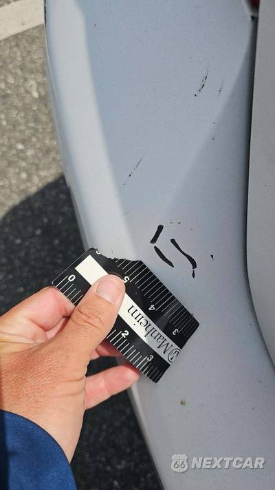2012 Nissan Versa 1.8 S Hatchback - zdjęcie 22 z 30 - miniatura