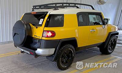 2007 Toyota FJ Cruiser w/Rear Doors - zdjęcie 4 z 45 - miniatura