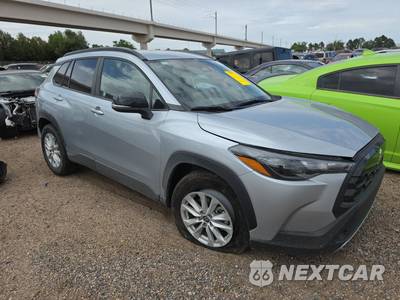 2026 Toyota Corolla Cross LE - zdjęcie 3 z 36 - miniatura